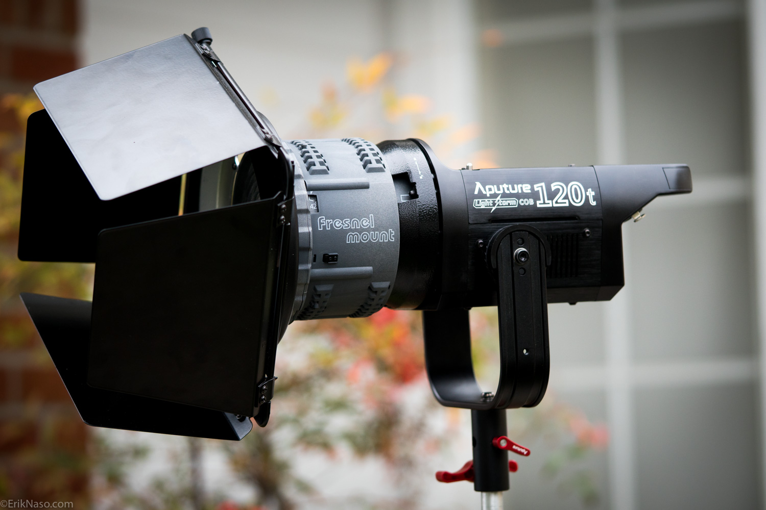 aputure-fresnel-with-bard-doors